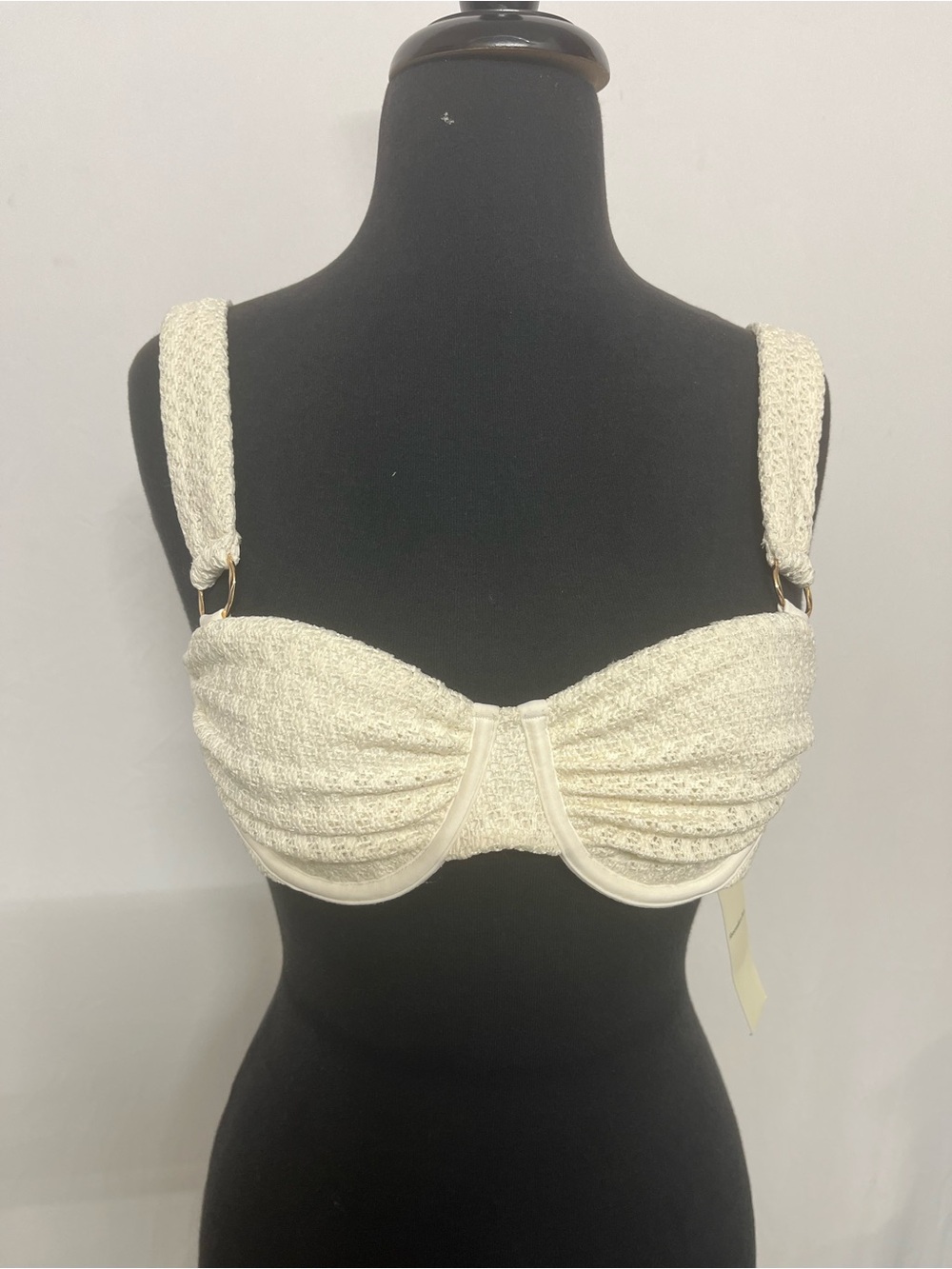 Abercrombie & Fitch Cream Textured Balconette Bra